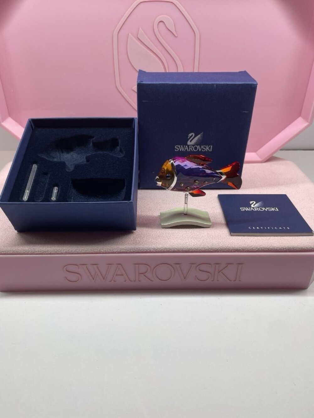 MIB Swarovski Crystal Tropical Fish Figurine Camaret Fuchsia Orange Red 626205